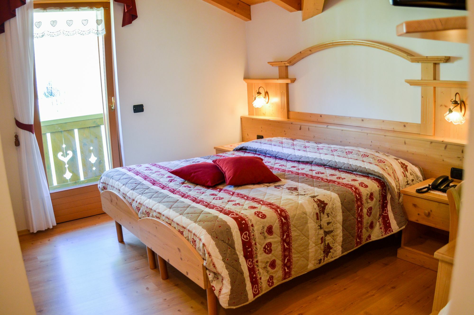 Hotel Garni Sant'Antonio Con Spa Madonna Exterior foto